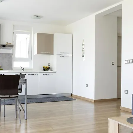 Fiorella Apartamento *