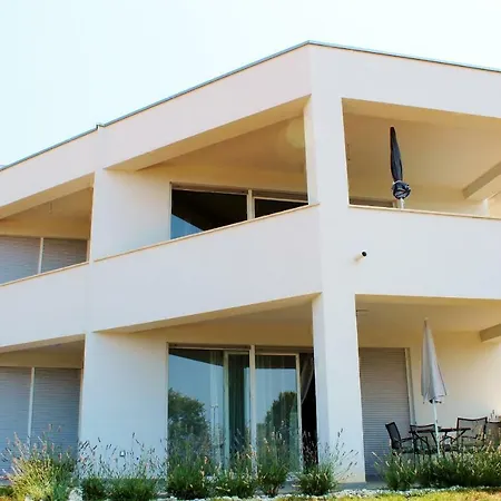 Fiorella Apartment Porec