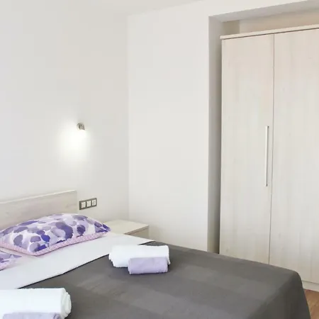 Apartment Fiorella *